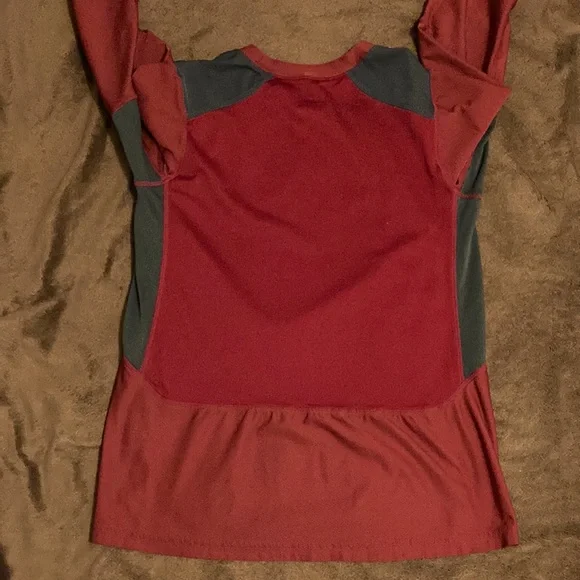 Nike Dri-Fit shirt - Picture 6 of 7